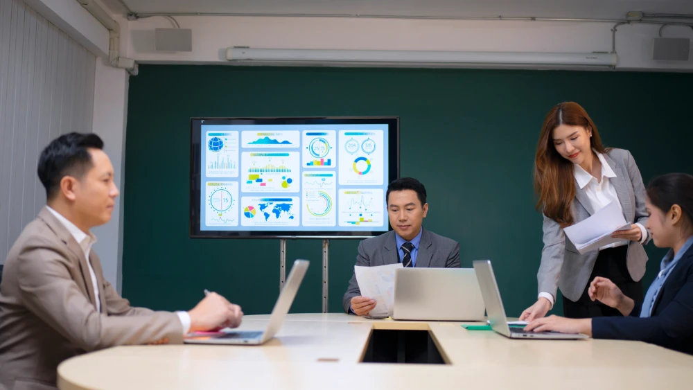 eureka-faster-roi-with-pre-built-dashboards